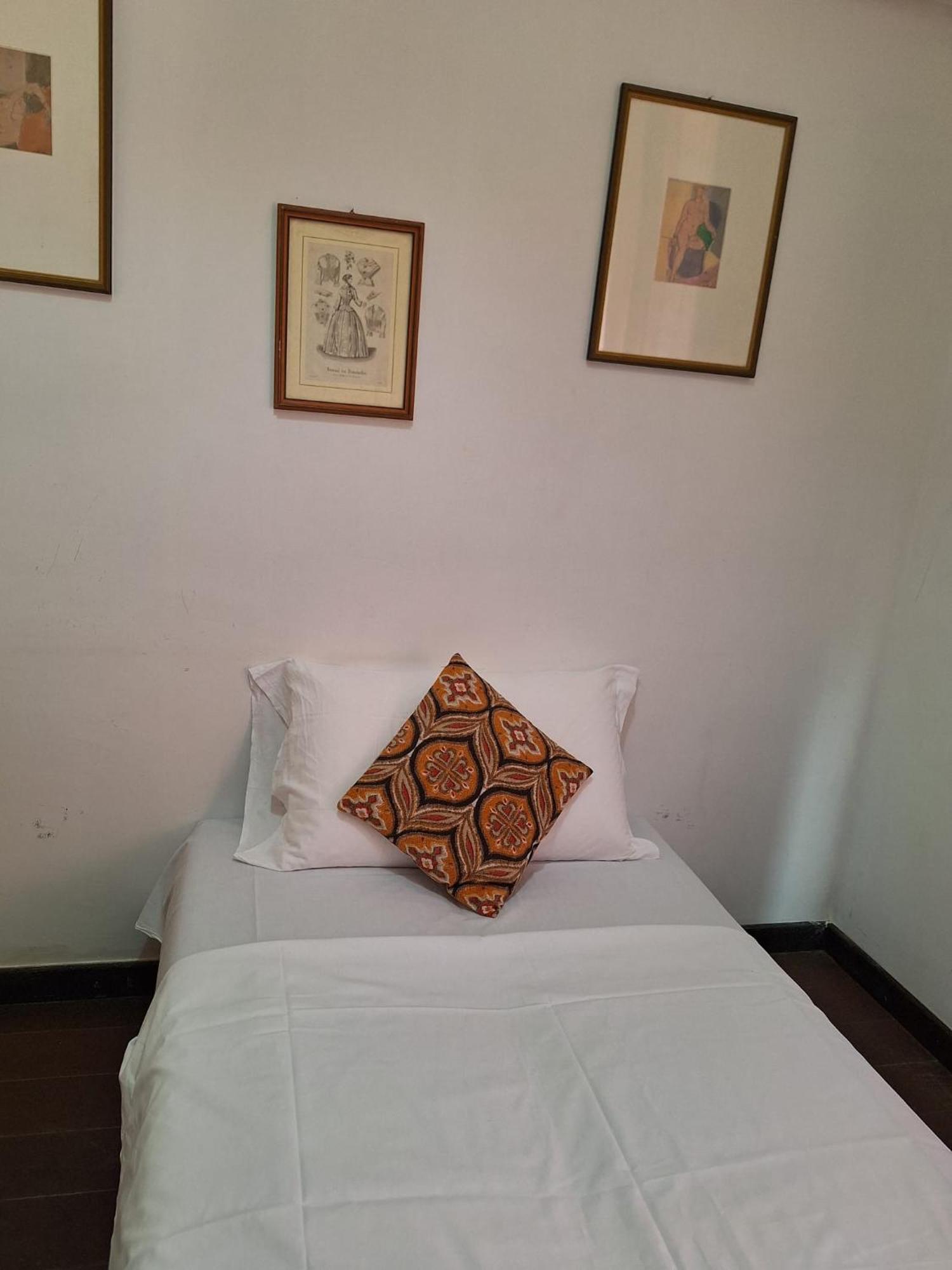 Casa Fanti 57 Hostel Rome Exterior photo