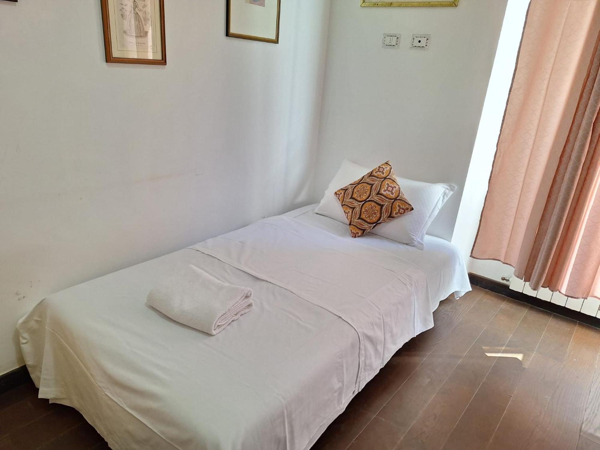 Casa Fanti 57 Hostel Rome Exterior photo