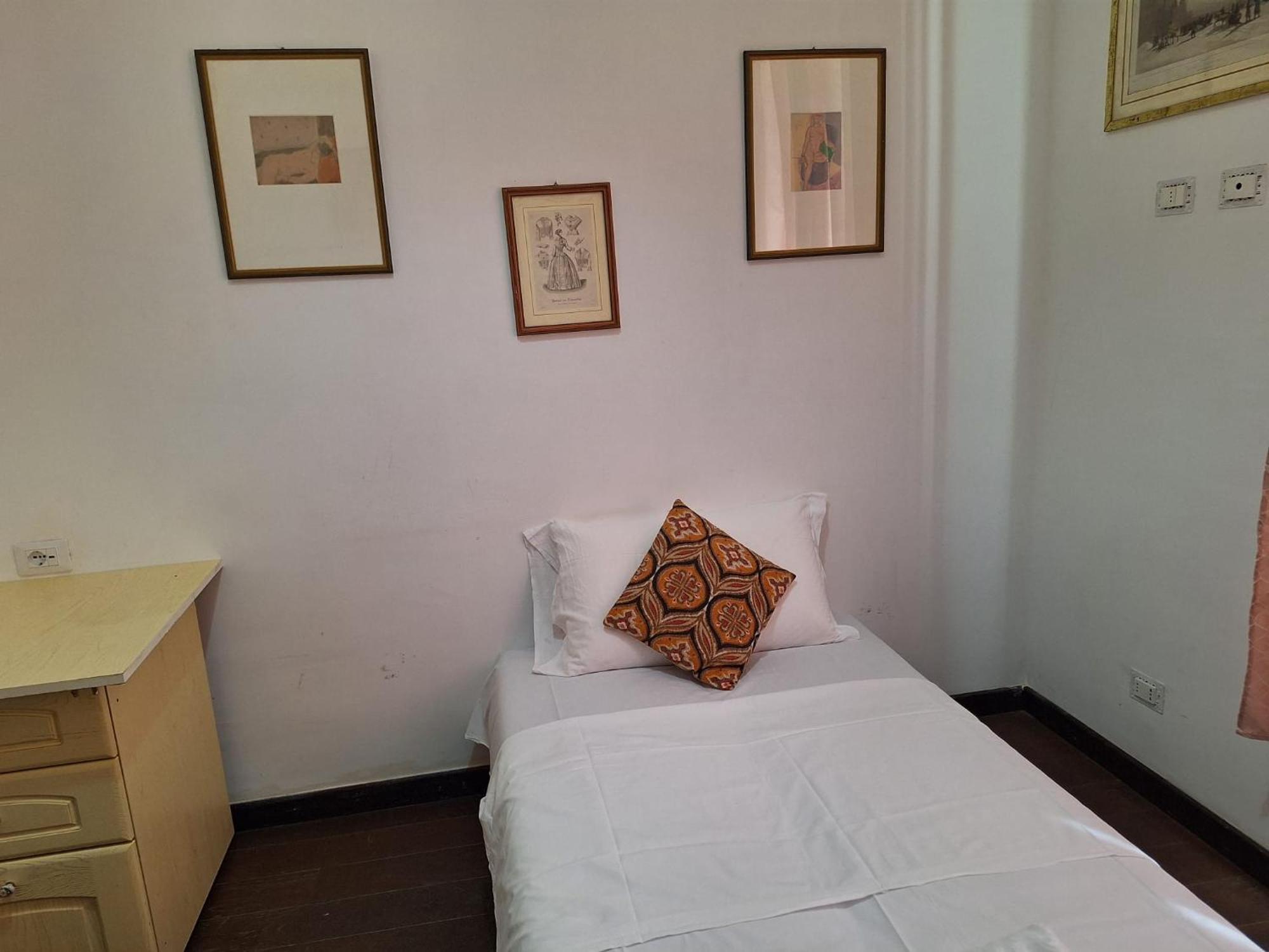 Casa Fanti 57 Hostel Rome Exterior photo