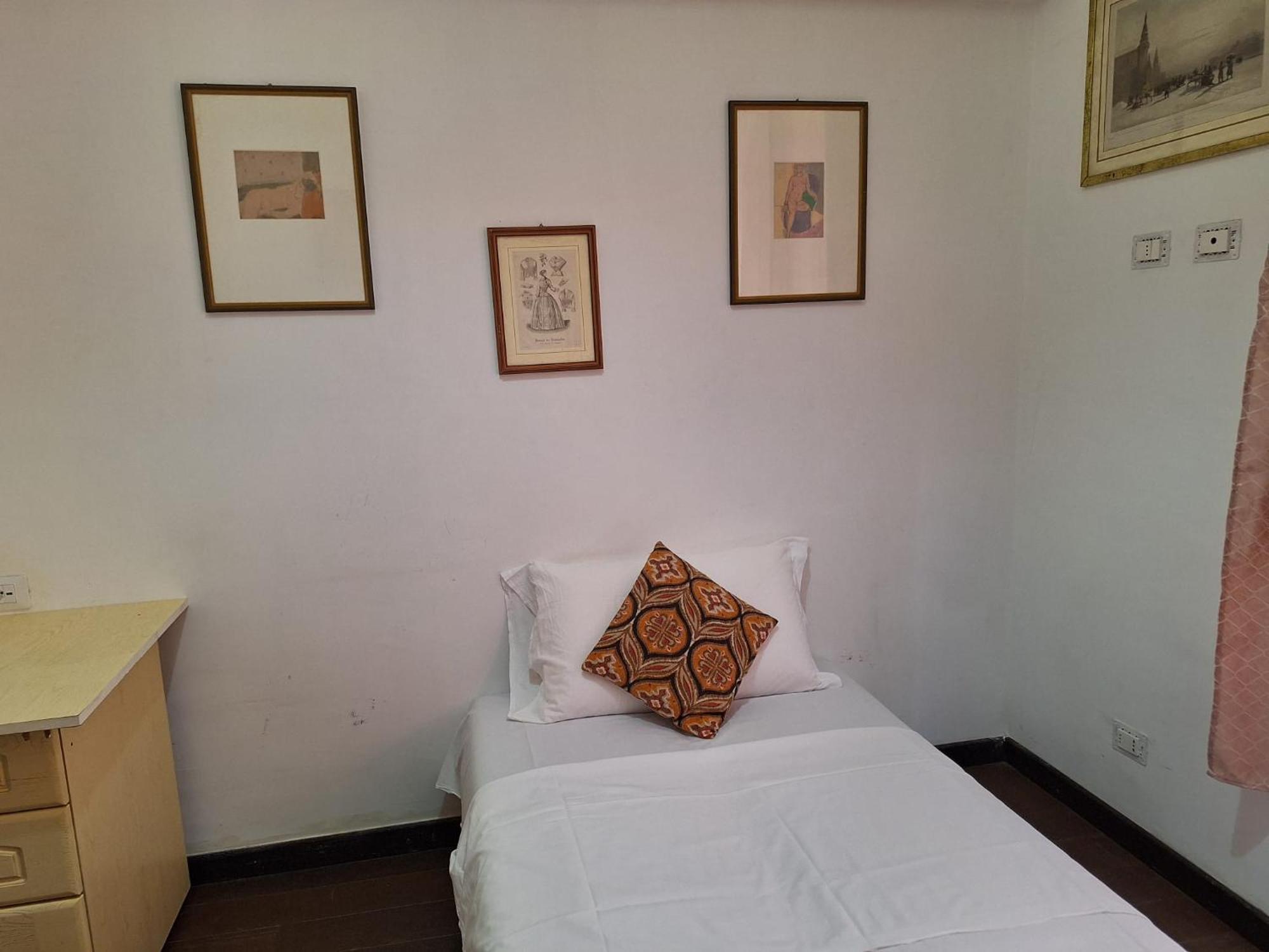 Casa Fanti 57 Hostel Rome Exterior photo