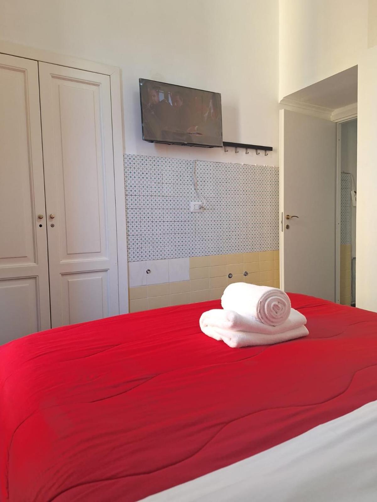 Casa Fanti 57 Hostel Rome Exterior photo