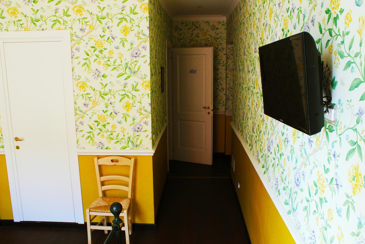 Casa Fanti 57 Hostel Rome Exterior photo