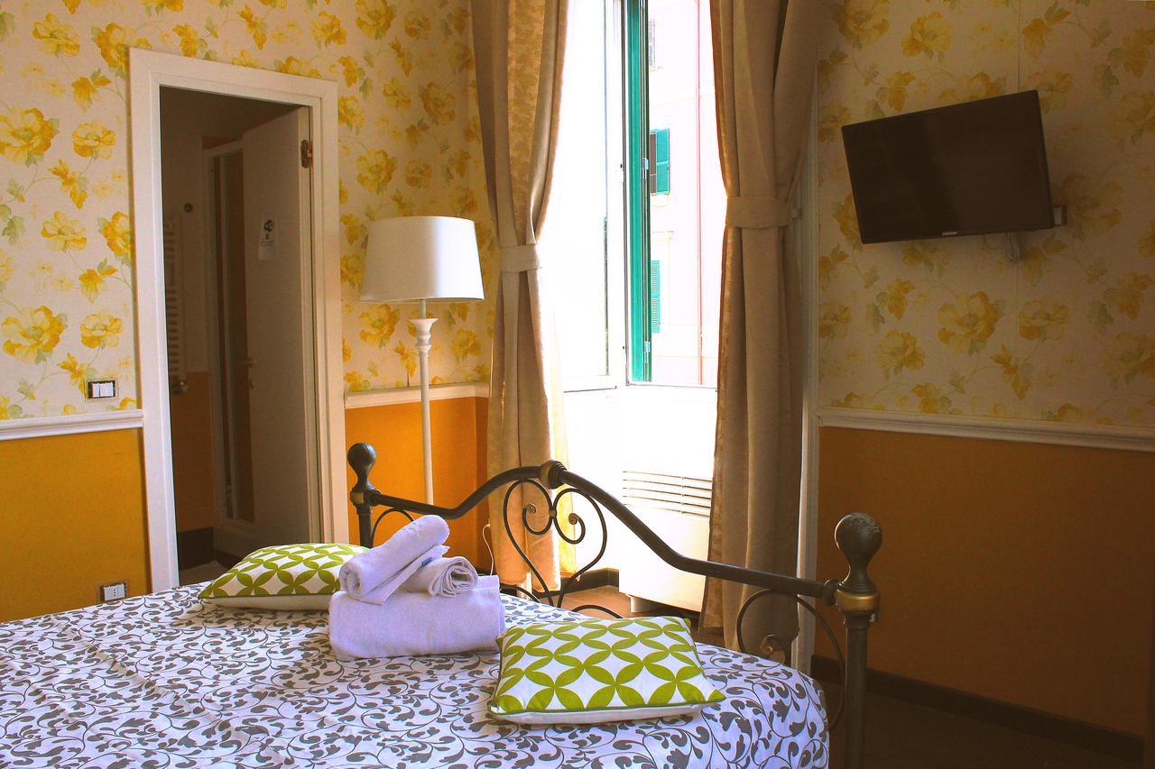 Casa Fanti 57 Hostel Rome Exterior photo